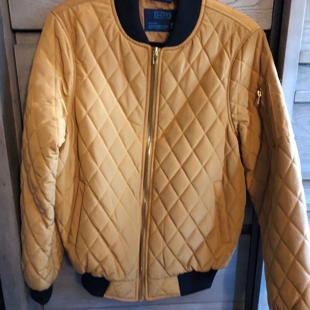 Small Henry & William male jacket.